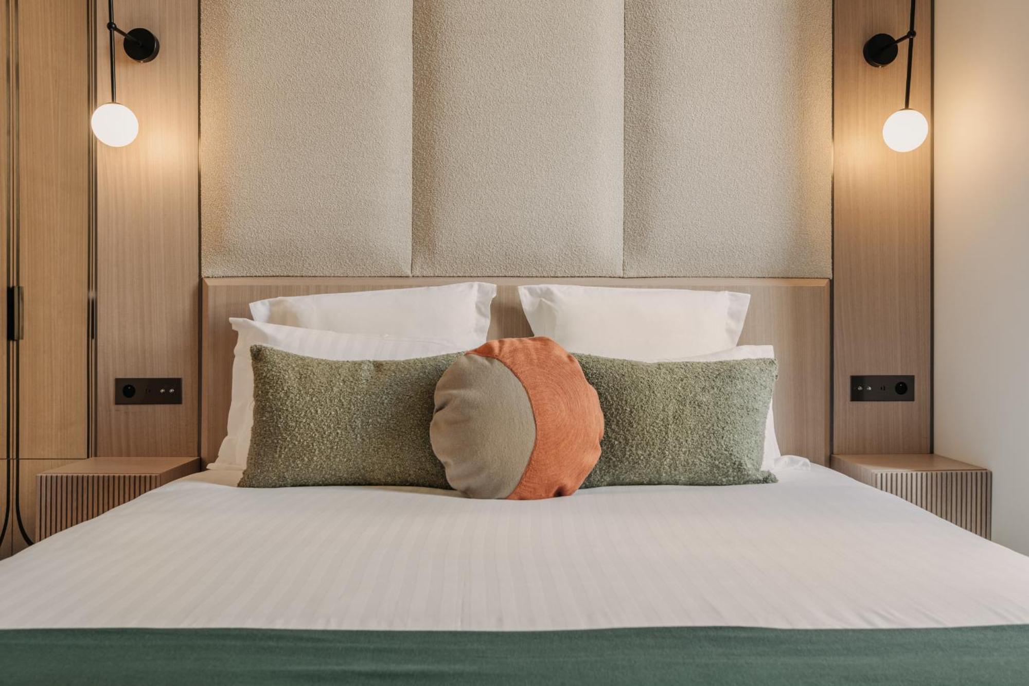 Highstay - Luxury Serviced Apartments - Louvre Paris Exteriör bild
