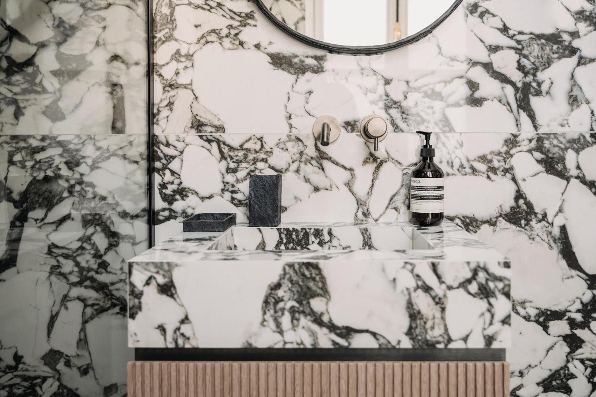 Highstay - Luxury Serviced Apartments - Louvre Paris Exteriör bild